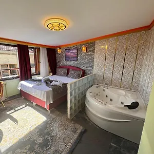 Hotel Guer Royal Aparts, Istambul